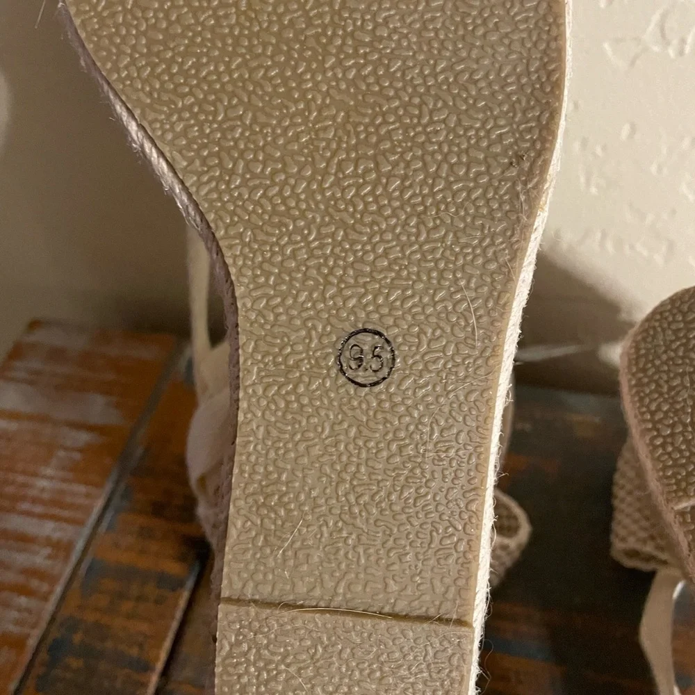 Stylish Black and Cream Espadrilles